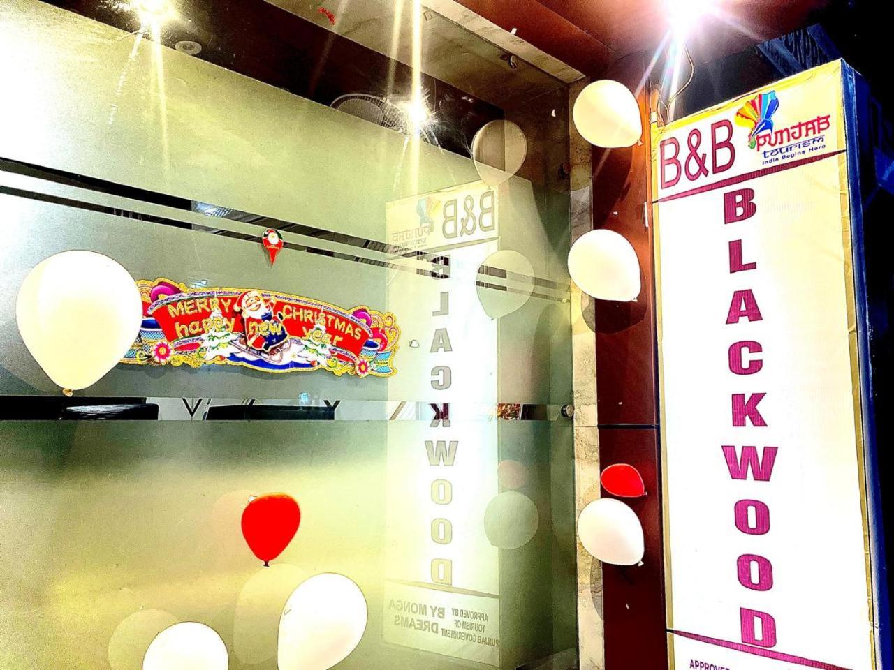 Blackwood Near Golden Temple -140 Mtrs 阿姆利则 外观 照片
